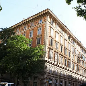 Penzion Raphael, Řím