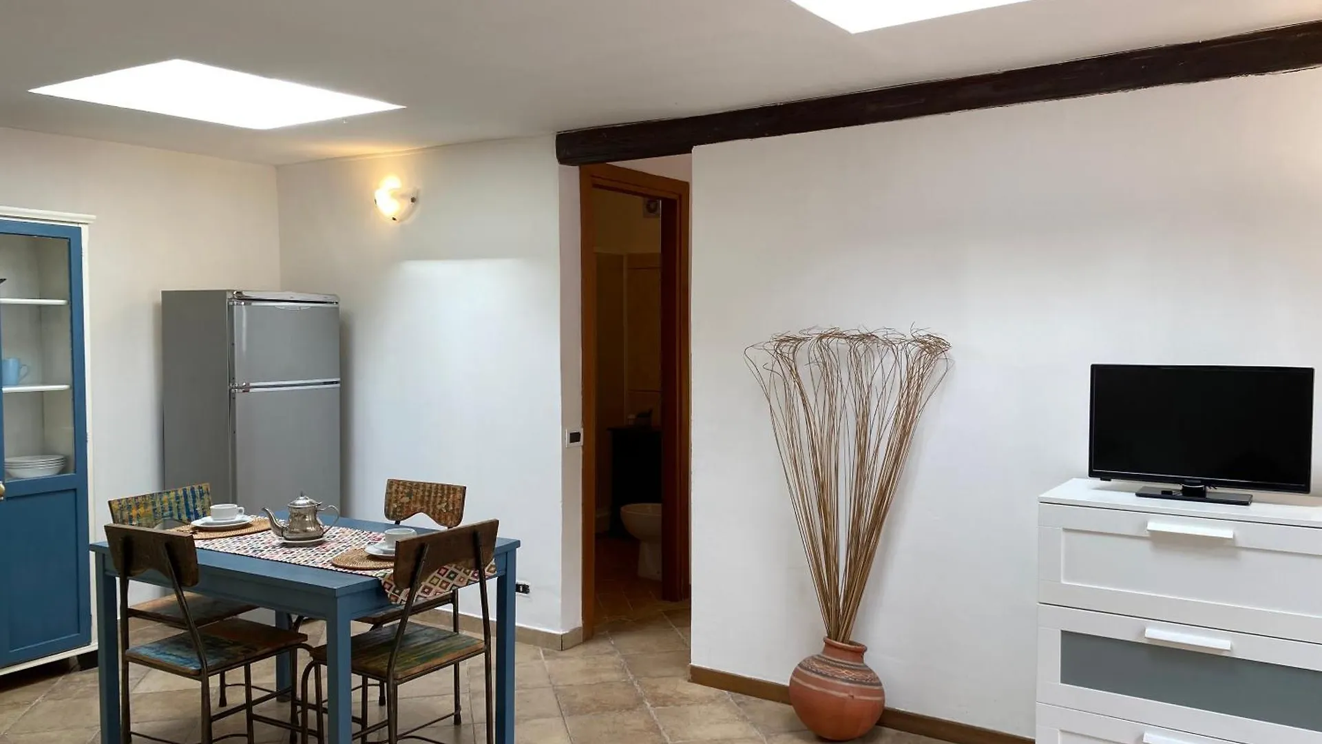 Casetta Indipendente Con Cortile E Parcheggio Rome